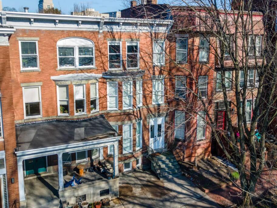 Flats On Front - Riverfront Gem Fast Wi-Fi 3F Harrisburg Exterior photo